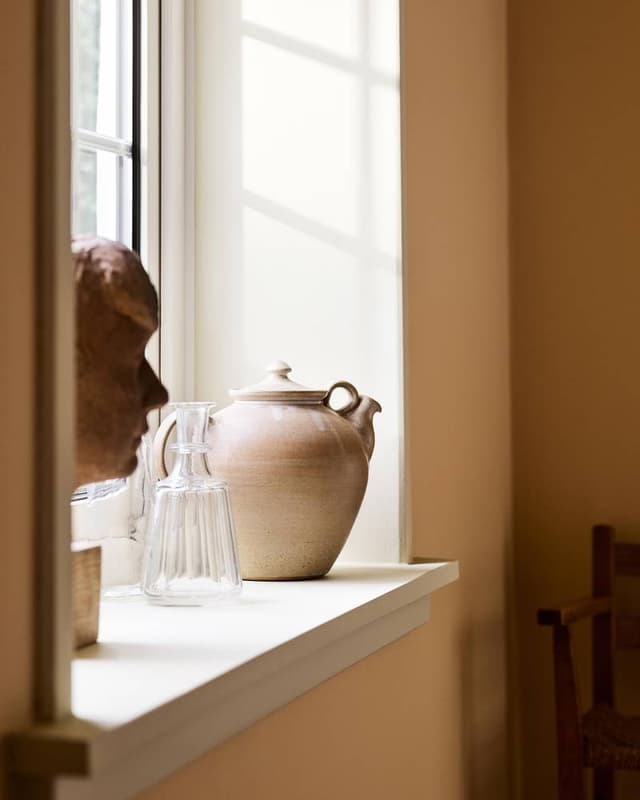 Image of MILD OCHRE